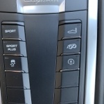 センターコンソールボタン